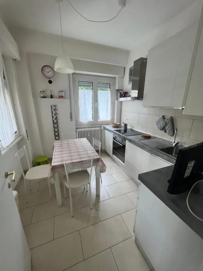 Da Emma E Carlo - Homy Apt. Tirano Apartment