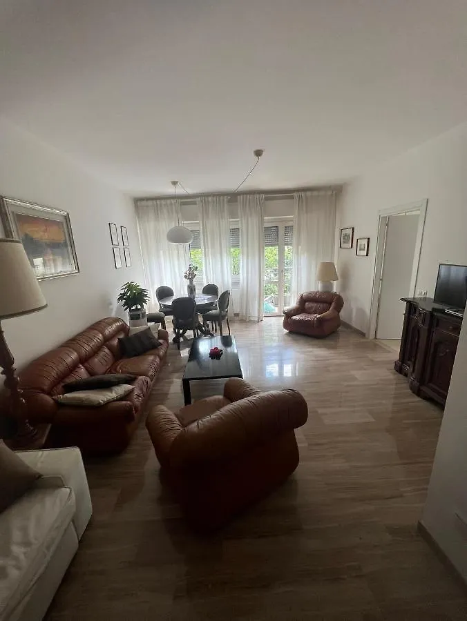 Da Emma E Carlo - Homy Apt. Tirano Italy